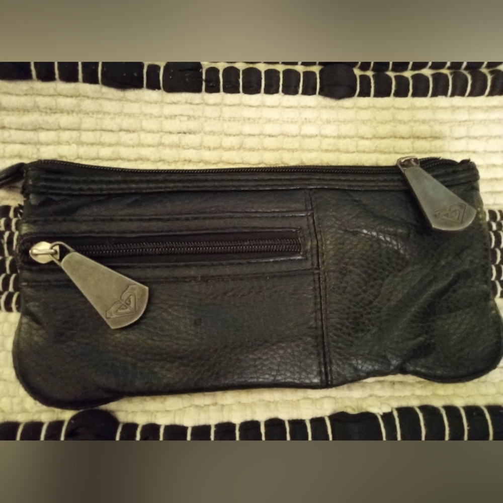 Vintage Roxy Wallet - Picture 10 of 10
